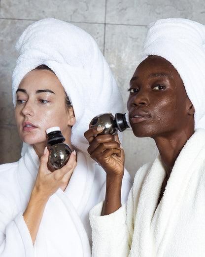 Silkshear Scheerapparaat voor Vrouwen– Glad & Irritatievrij Scheren – Waterdicht & Draadloos – Inclusief Neustrimmer & Exfoliatieborstel